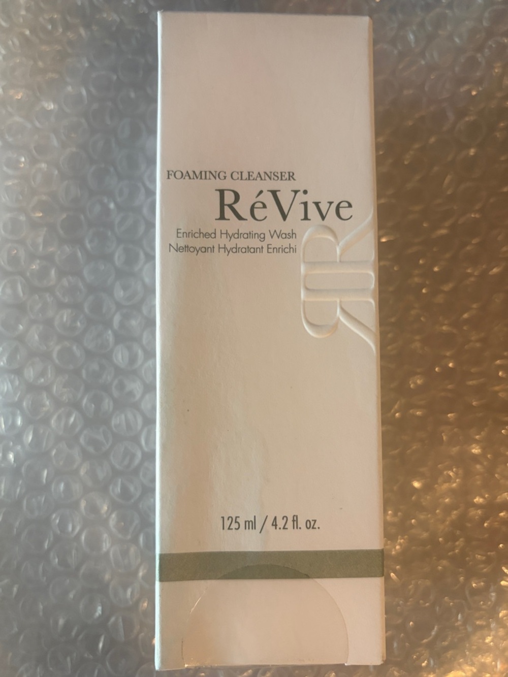 Revive Foaming Cleanser Enriched Hydrating Wash